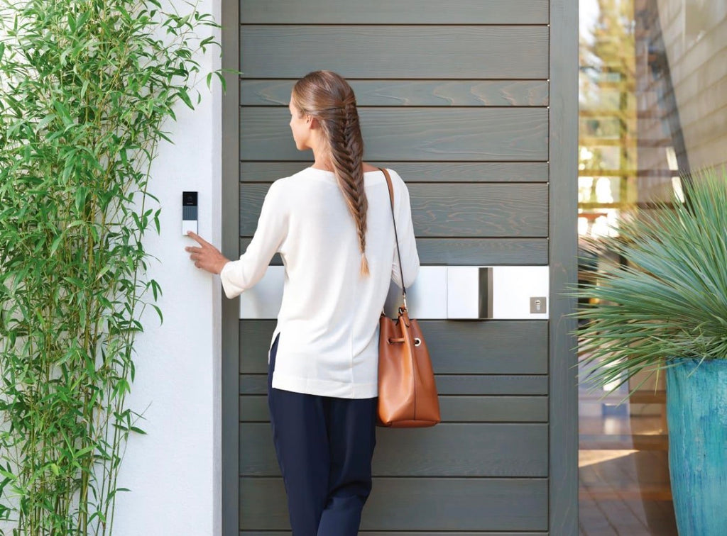 HousePilot SecureView™ Smart Doorbell